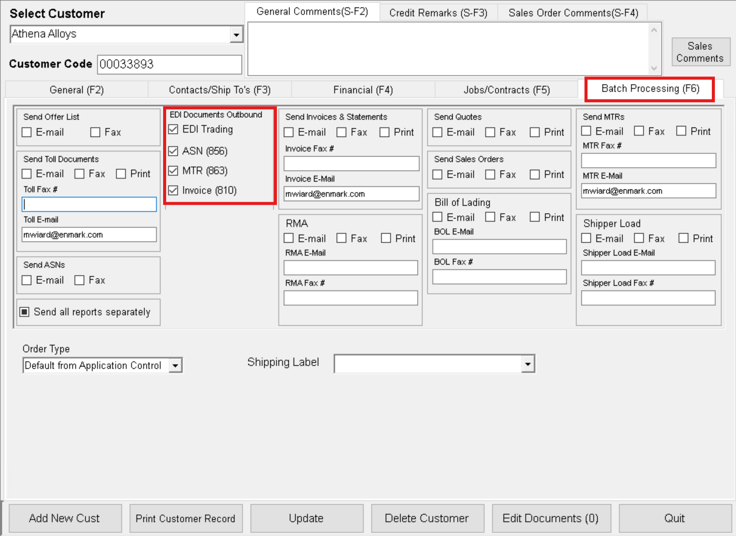 Customer Batch Processing EDI group with the Invoice (810) option checked